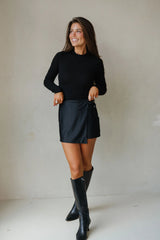 Side Buckle Mini Skirt-Black