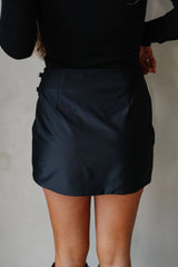 Side Buckle Mini Skirt-Black